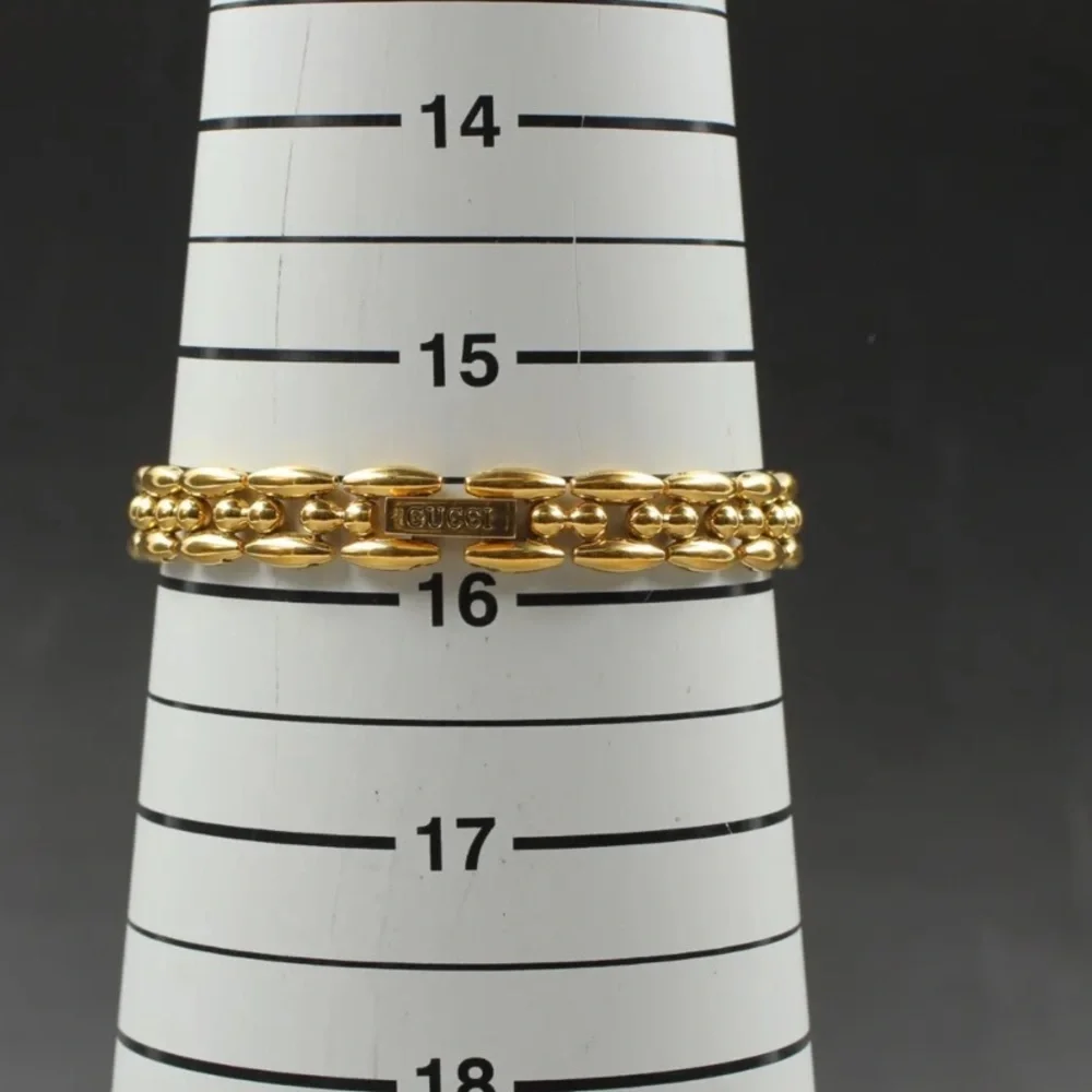 - Gucci Luxury RARE highly collectible bracelet watch